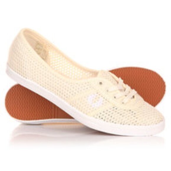 Fred Perry Aubrey Beige Mesh Plimsoll Trainer Shoes - Picture 2 of 11